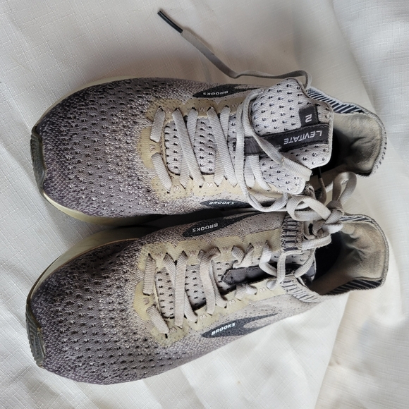 Brooks Gray Running Shoes - Picture 6 of 7